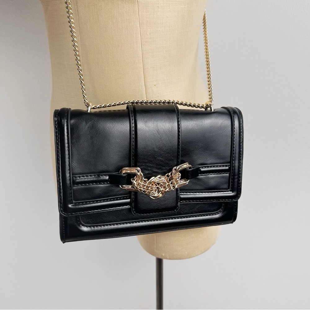 Zara Women’s Faux Leather Black Gold Crossbody Bag Chain Strap
